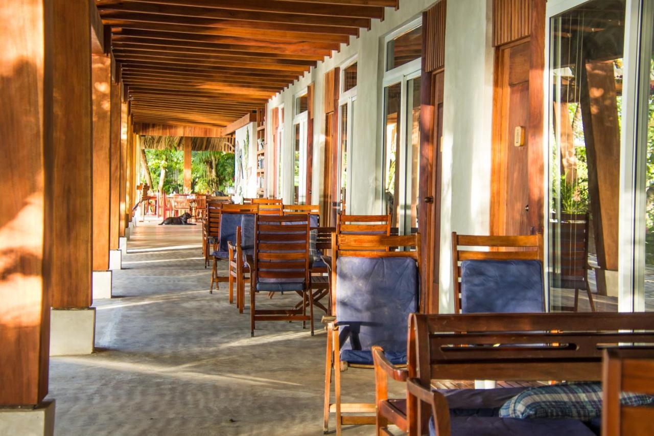 Hotel Gringo Perdido Эль-Ремате Экстерьер фото
