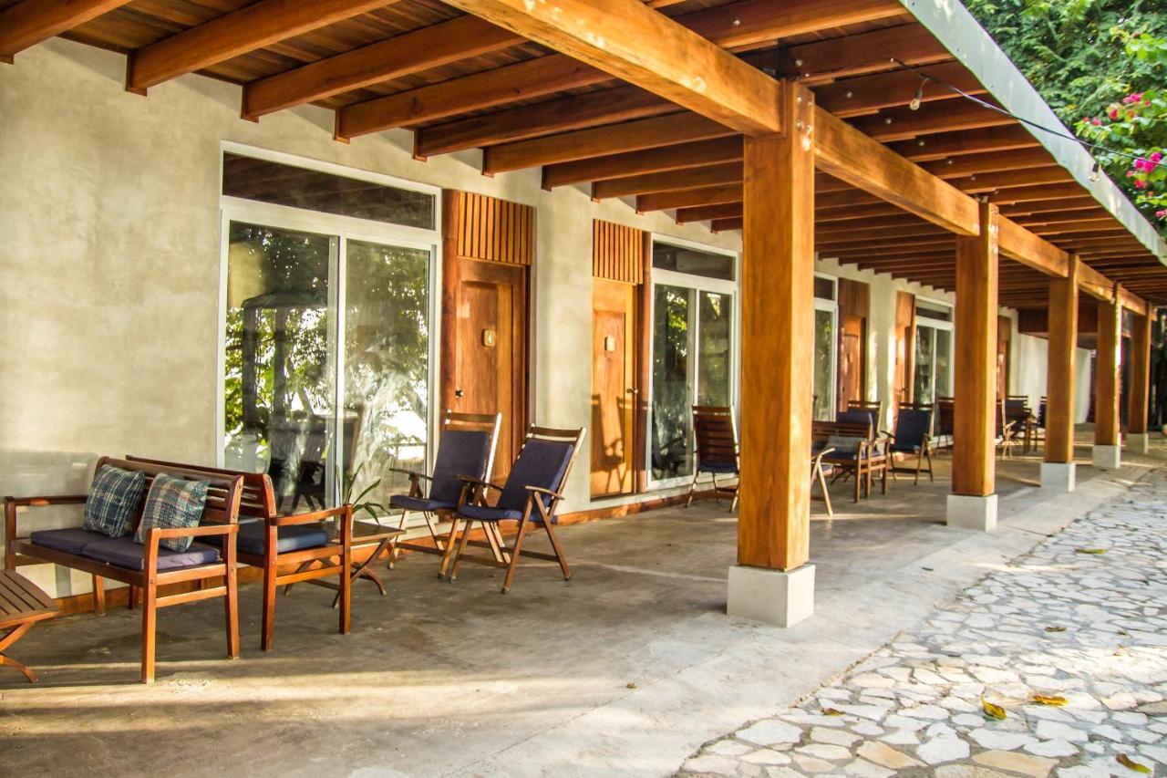 Hotel Gringo Perdido Эль-Ремате Экстерьер фото